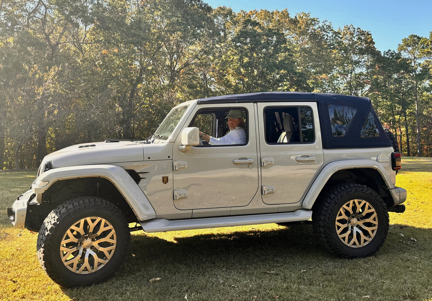 JL Wrangler 4 Door / 4XE 2018 - 2023